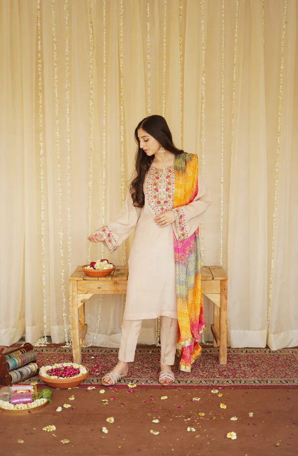 ✨ Ethereal Winter Elegance – Dhanak Couture 2025/26 ❄️