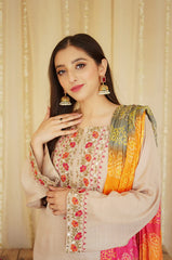 ✨ Ethereal Winter Elegance – Dhanak Couture 2025/26 ❄️