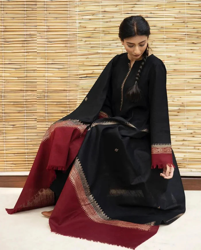 Elegance in Every Thread ✨ | Winter Dhanak Muse ❄️